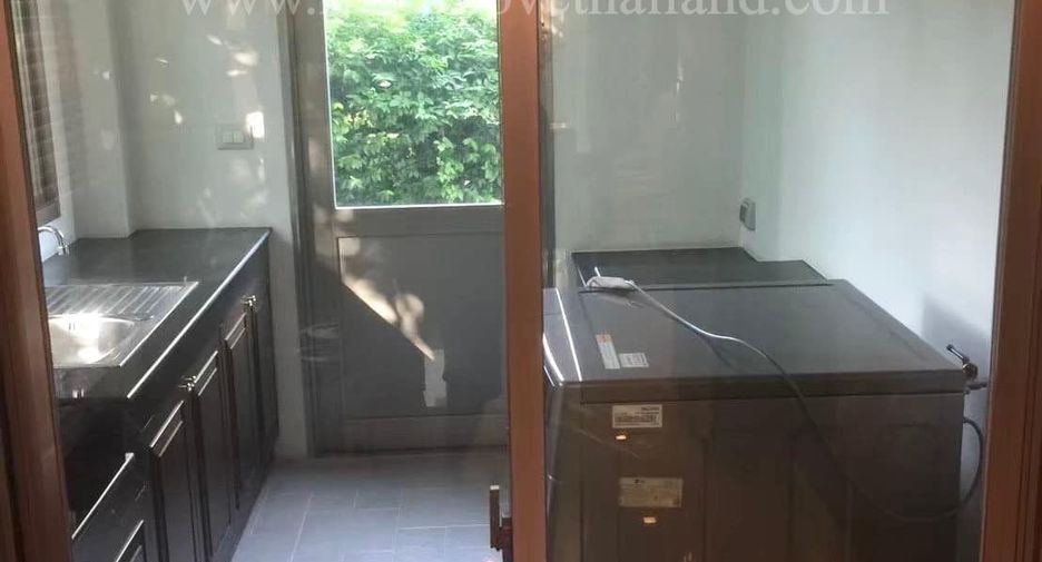 Casa en venta de 3 habitaciones en Prawet, Bangkok