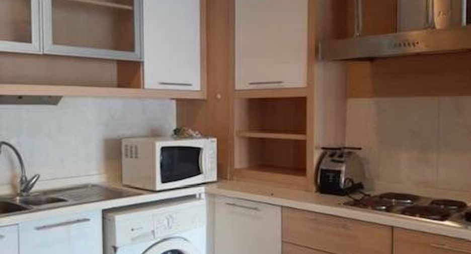 For sale 2 ベッドルーム condo in Sathon, Bangkok