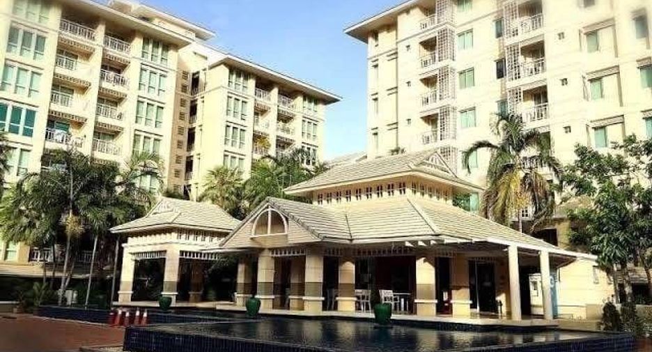 For sale 2 ベッドルーム condo in Sathon, Bangkok