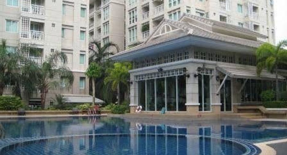 For sale 2 ベッドルーム condo in Sathon, Bangkok