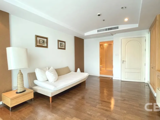 For sale 3 bedrooms condo in Sathon, Bangkok
