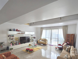 Reihenhaus zum Kauf mit 3 Zimmer in Watthana, Bangkok