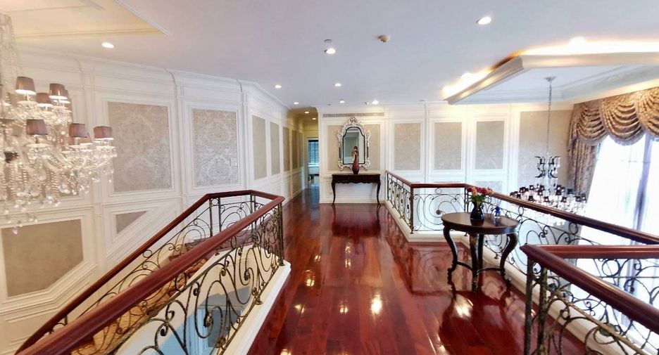 À vendre 4 chambres condo à Pathum Wan, Bangkok