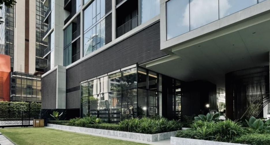 Wohnung zur Miete und zum Kauf mit 2 Zimmer in Pathum Wan, Bangkok
