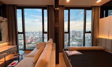 出租 和 出售 1 卧室 公寓 在 Huai Khwang, 曼谷