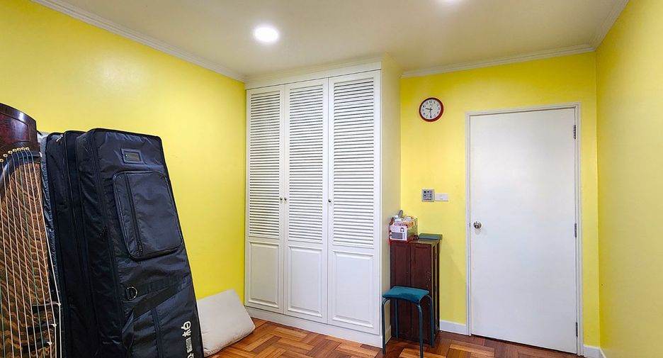 À vendre 2 chambres condo à Watthana, Bangkok