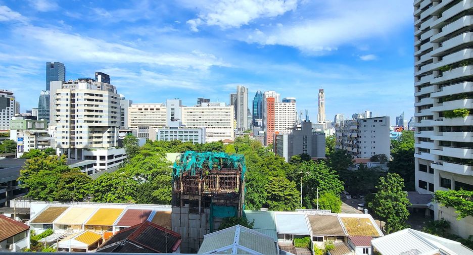 À vendre 2 chambres condo à Watthana, Bangkok