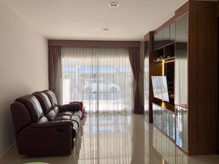 For rent 3 ベッドルーム townhouse in Suan Luang, Bangkok