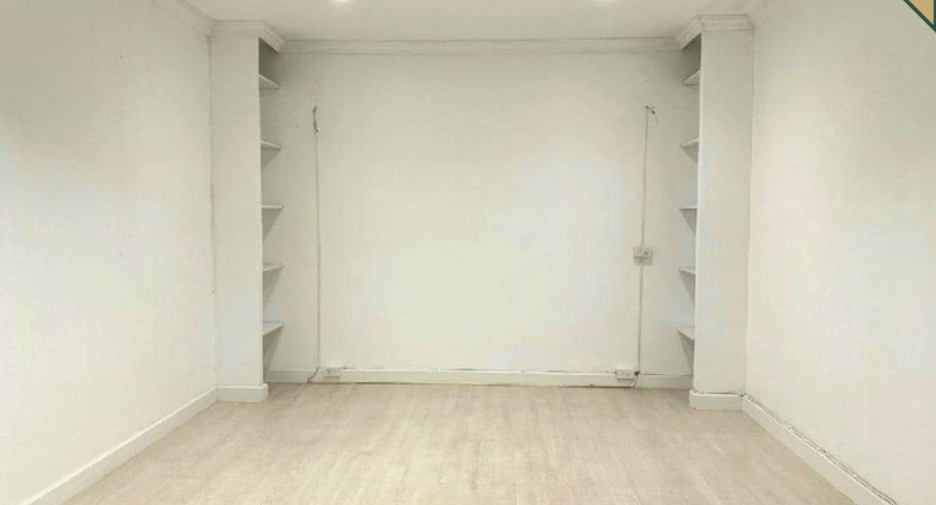 For sale 3 bed condo in Khlong Toei, Bangkok