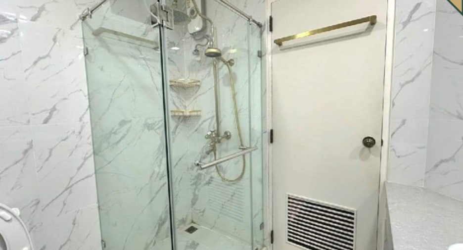 For sale 3 bed condo in Khlong Toei, Bangkok