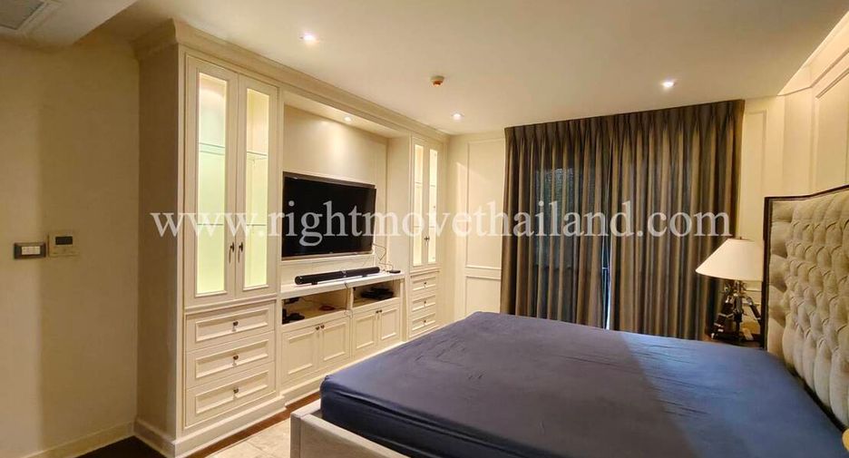 Condo en venta de 3 habitaciones en Yan Nawa, Bangkok