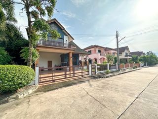 For sale 3 bedrooms house in Si Racha, Chonburi