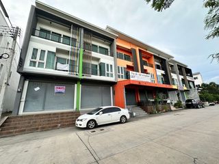 For rent retail Space in Si Racha, Chonburi