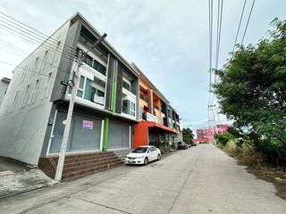 For rent retail Space in Si Racha, Chonburi