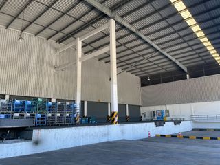 Almacén en alquiler en Si Racha, Chonburi