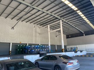 Almacén en alquiler en Si Racha, Chonburi
