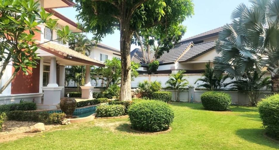 For rent and for sale 6 bedrooms house in Mueang Chiang Mai, Chiang Mai
