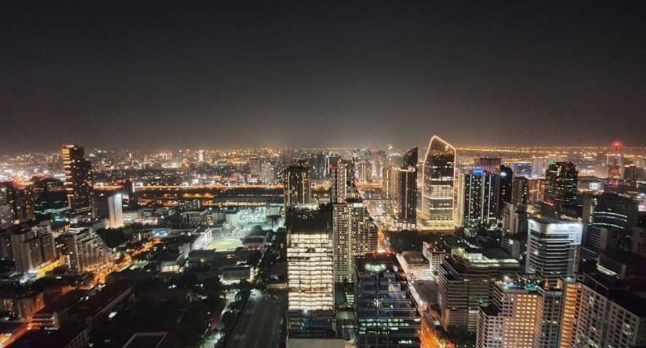 For rent and for sale 2 bedrooms condo in Watthana, Bangkok