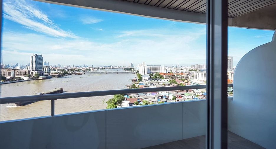 For rent 2 bedrooms condo in Bang Phlat, Bangkok