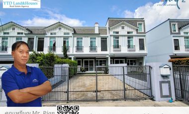 For rent 3 bed townhouse in Prawet, Bangkok