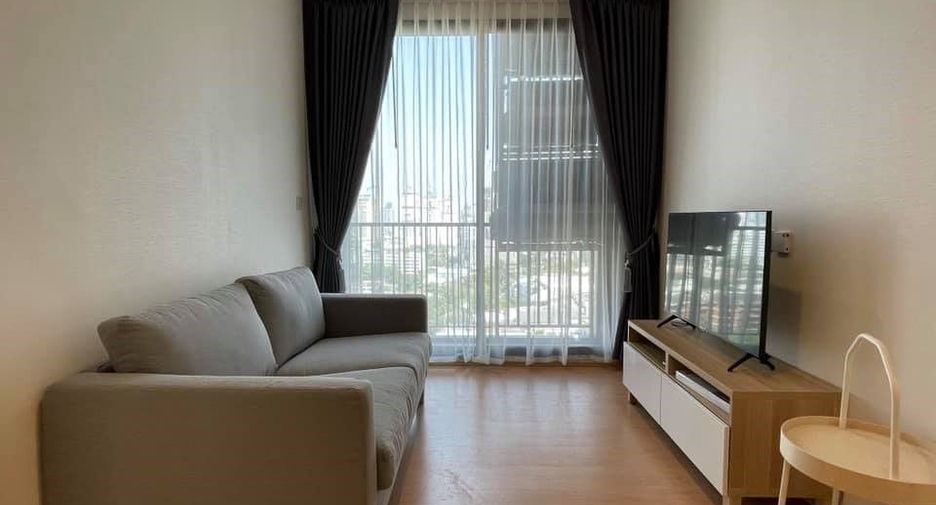For sale 2 Beds condo in Watthana, Bangkok