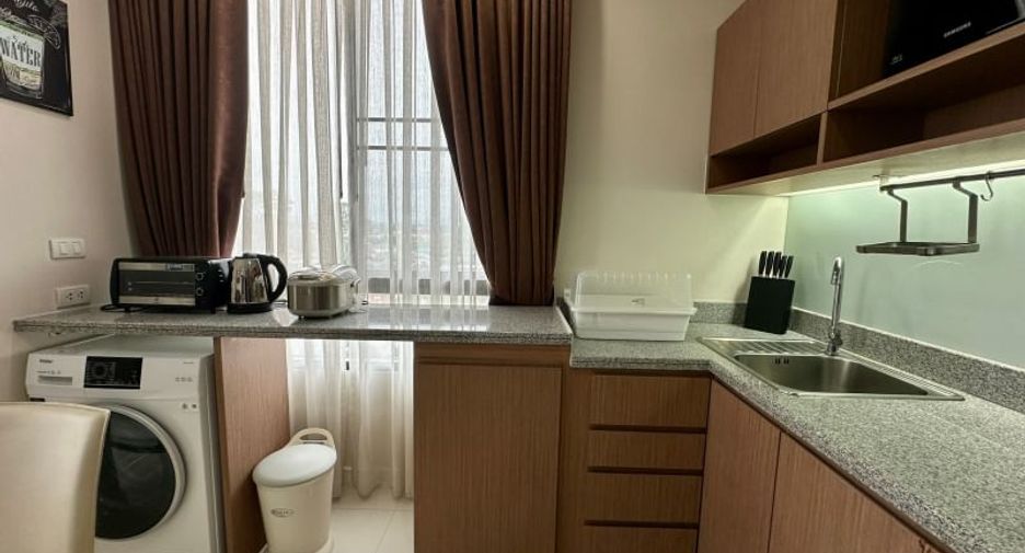 À louer 1 chambre condo à Si Racha, Chonburi