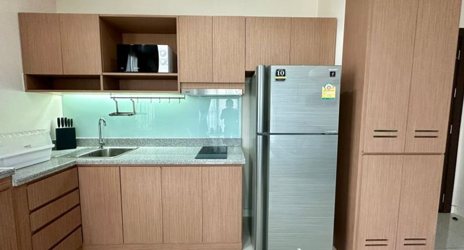 À louer 1 chambre condo à Si Racha, Chonburi