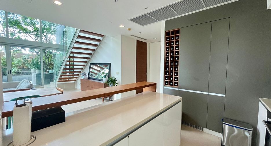 For sale 3 bedrooms condo in Sathon, Bangkok