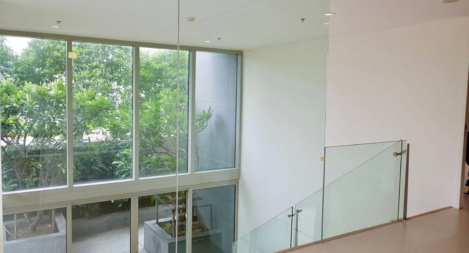 For sale 3 bedrooms condo in Sathon, Bangkok
