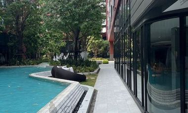 For sale 1 bed condo in Khlong Luang, Pathum Thani