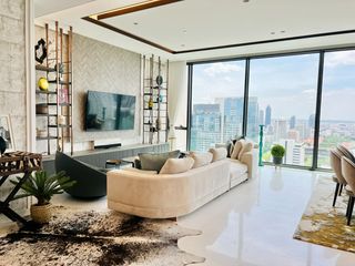Wohnung zur Miete mit 4 Zimmer in Pathum Wan, Bangkok