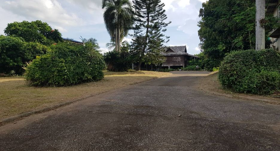 出售 和 出租 3 卧室 独立屋 在 Mueang Uttaradit, Uttaradit