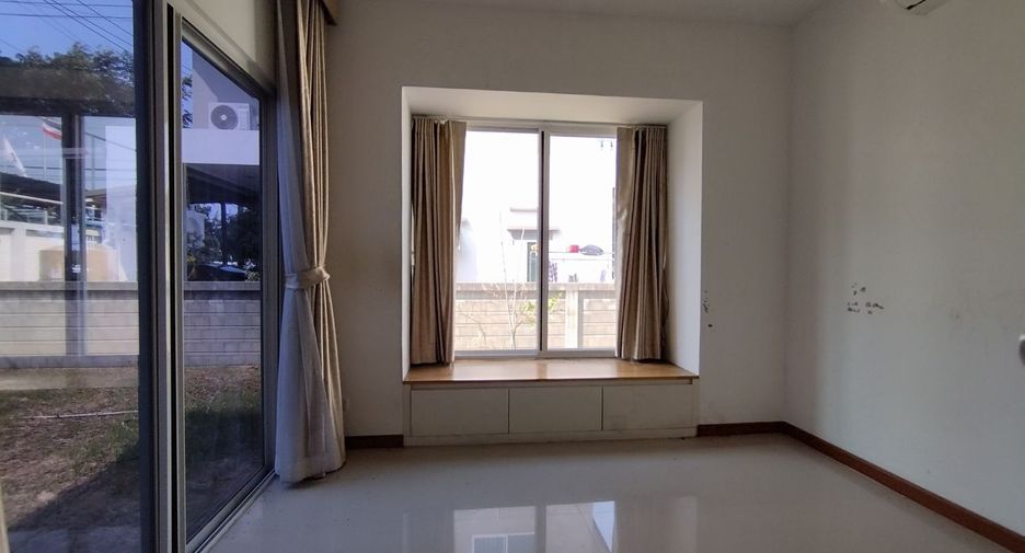 For sale 4 bedrooms house in Bang Phli, Samut Prakan