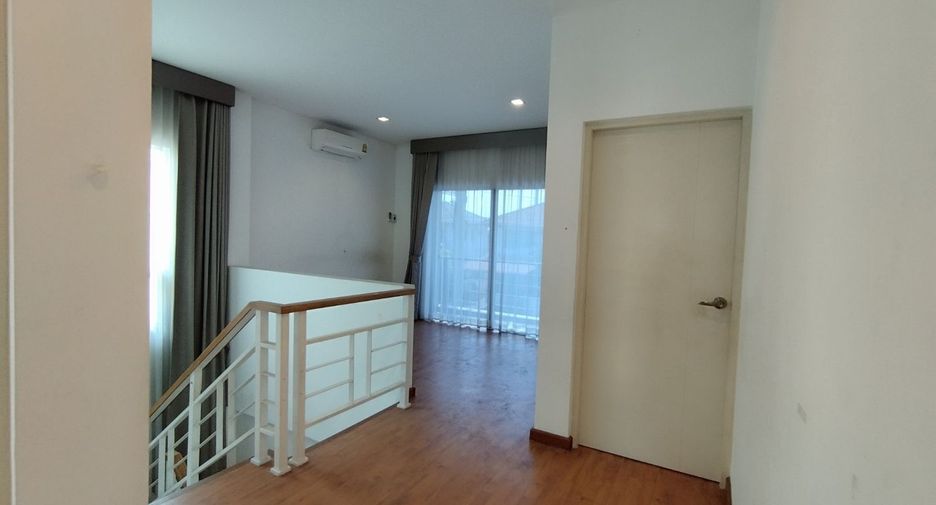 For sale 4 bedrooms house in Bang Phli, Samut Prakan