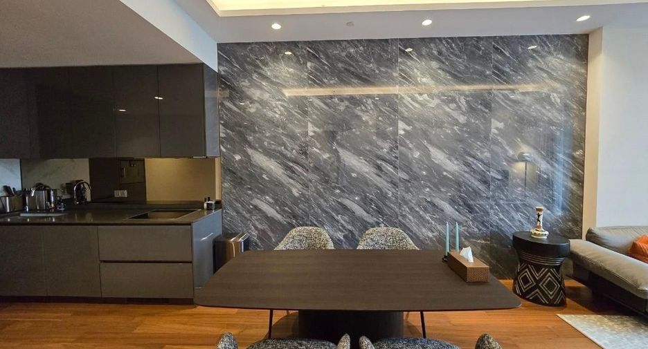 For rent 2 bedrooms condo in Khlong Toei, Bangkok