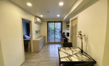 Wohnung zur Miete und zum Kauf mit 2 Zimmer in Huai Khwang, Bangkok