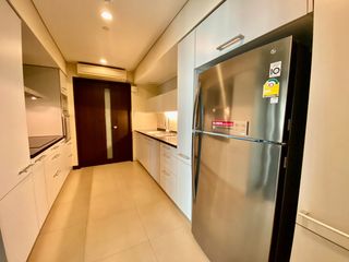 Condo en alquiler de 4 habitaciones en Pathum Wan, Bangkok