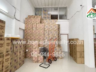 For sale 6 bed townhouse in Phra Nakhon, Bangkok