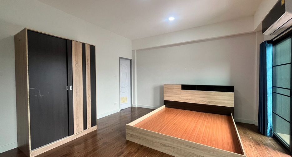 Reihenhaus zur Miete und zum Kauf mit 2 Zimmer in Li, Lamphun