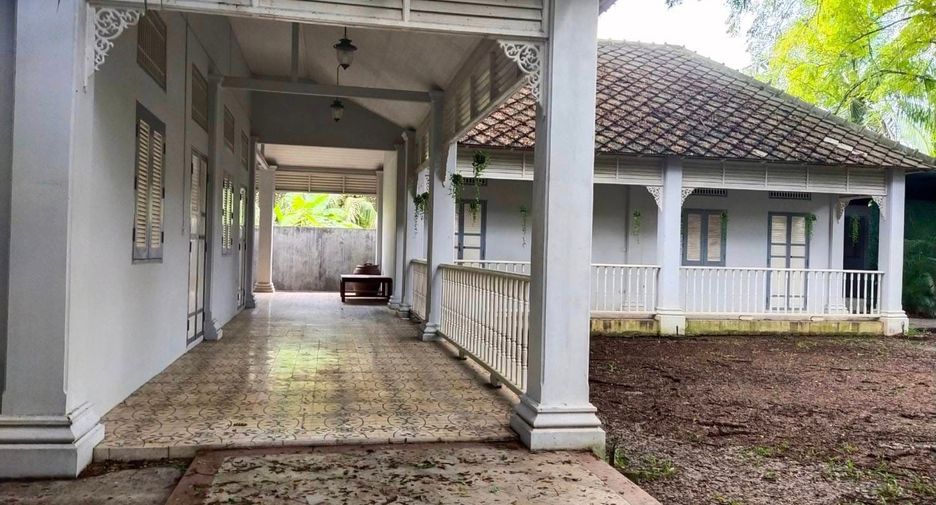 Haus zum Kauf mit 5 Zimmer in Krathum Baen, Samut Sakhon