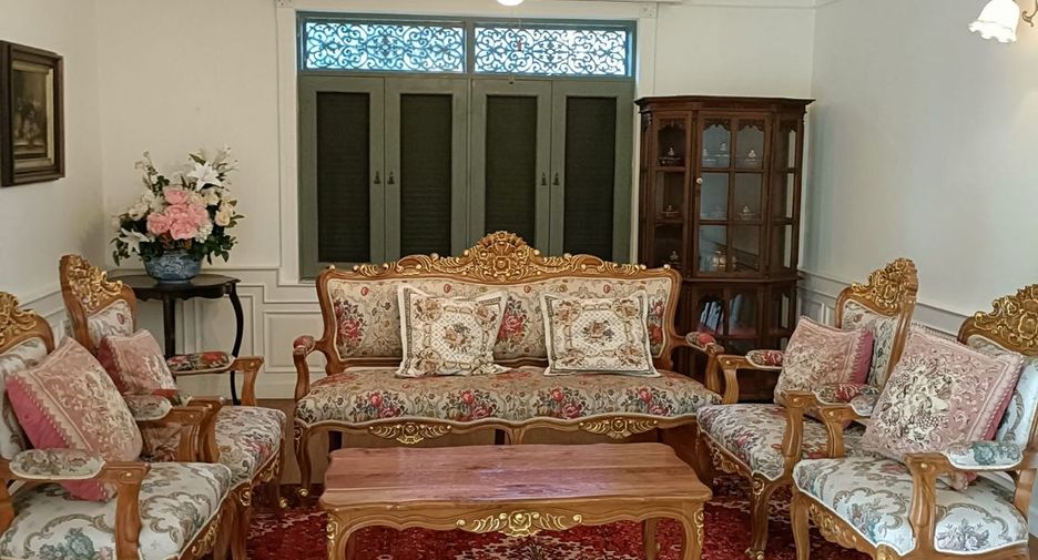 Haus zum Kauf mit 5 Zimmer in Krathum Baen, Samut Sakhon