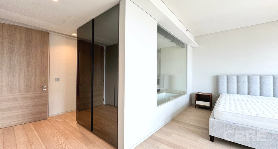 For sale 2 bedrooms condo in Watthana, Bangkok