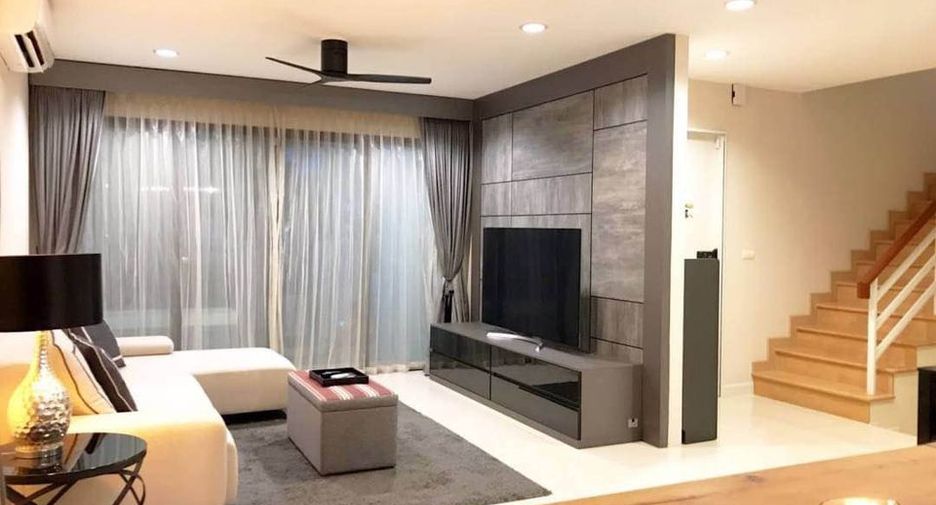 出租 3 卧室 独立屋 在 Prawet, 曼谷