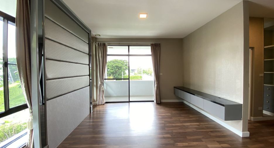 For sale 4 bedrooms house in Prawet, Bangkok