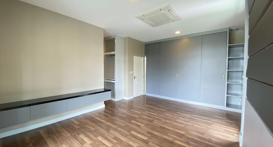 For sale 4 bedrooms house in Prawet, Bangkok