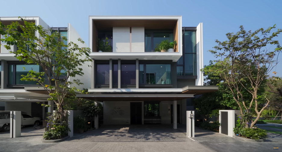 For sale 4 bedrooms condo in Din Daeng, Bangkok