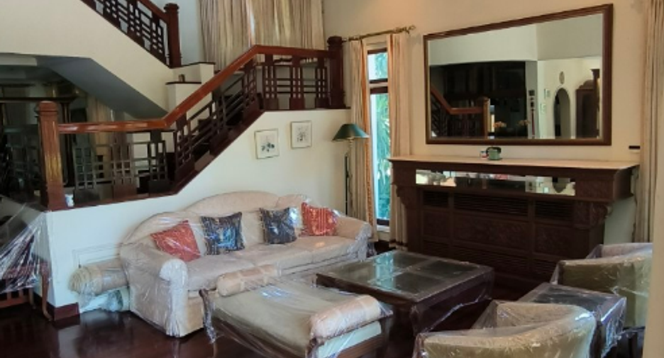 For sale 3 bedrooms house in Mueang Samut Prakan, Samut Prakan