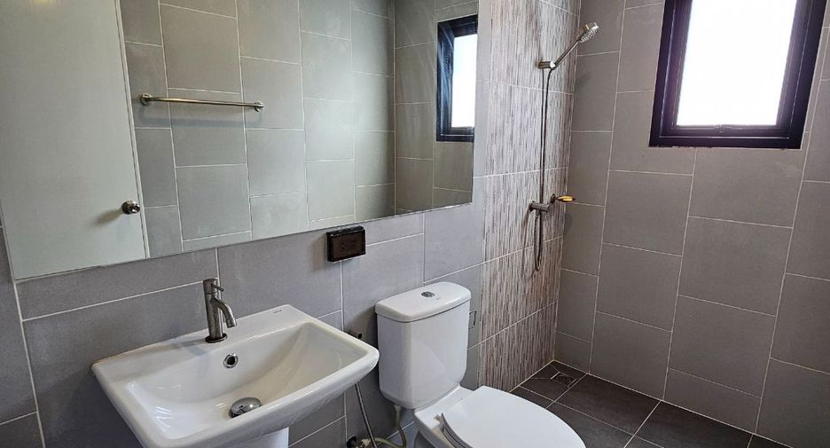 Haus zur Miete und zum Kauf mit 3 Zimmer in Bang Pakong, Chachoengsao