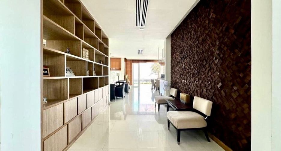 For sale 5 ベッドルーム house in Sattahip, Chonburi