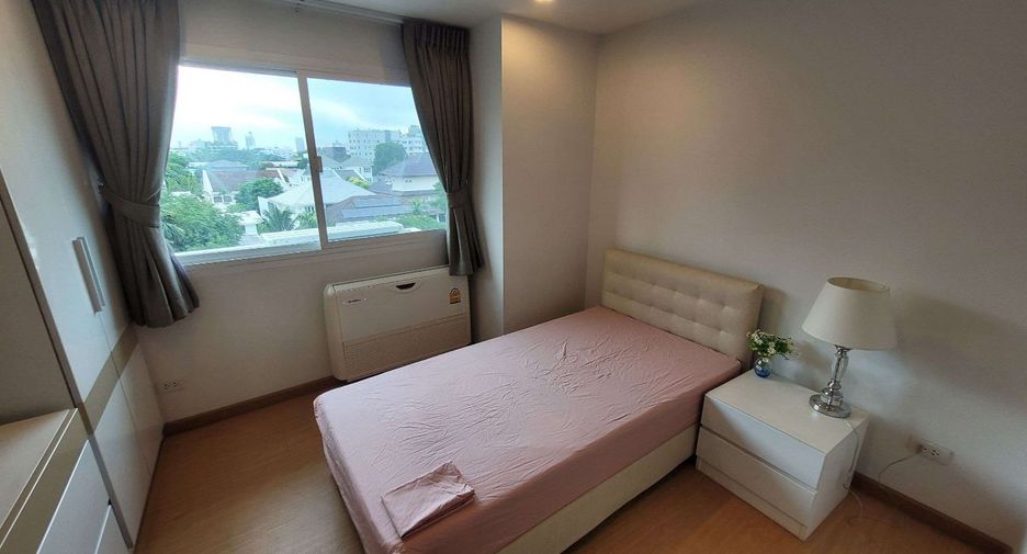 For rent 2 bedrooms apartment in Khlong Toei, Bangkok